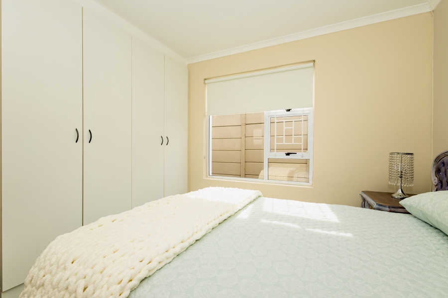 2 Bedroom Property for Sale in Sonstraal Heights Western Cape
